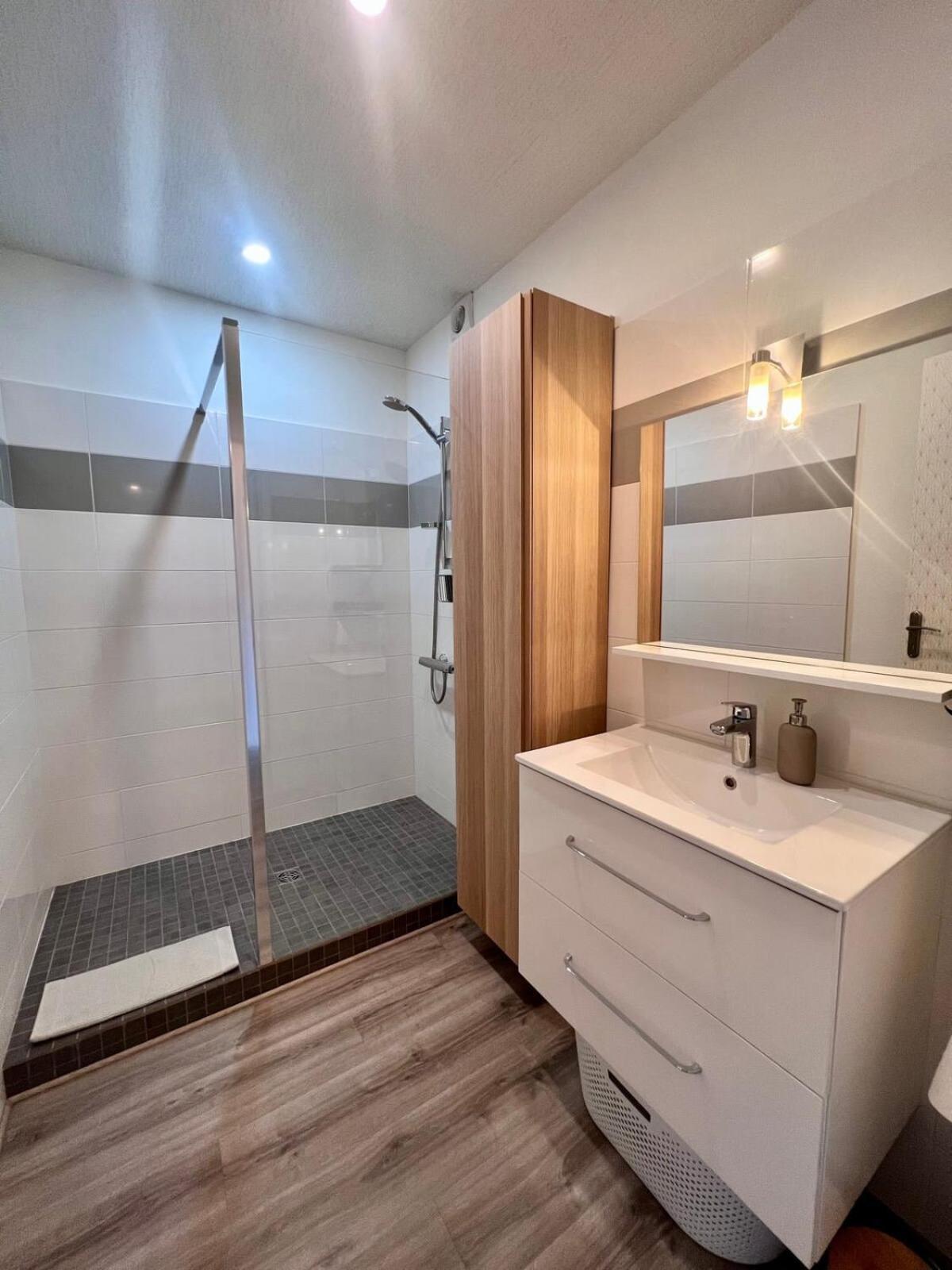 Casa Bert - T2 Avec Parking&Balcon En Centre Ville Brive-la-Gaillarde Zewnętrze zdjęcie